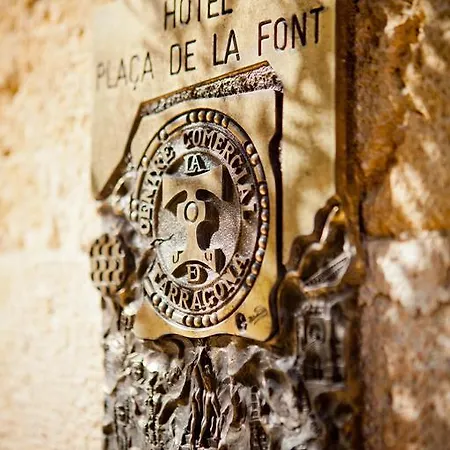 Placa De La Font Hotel Tarragona