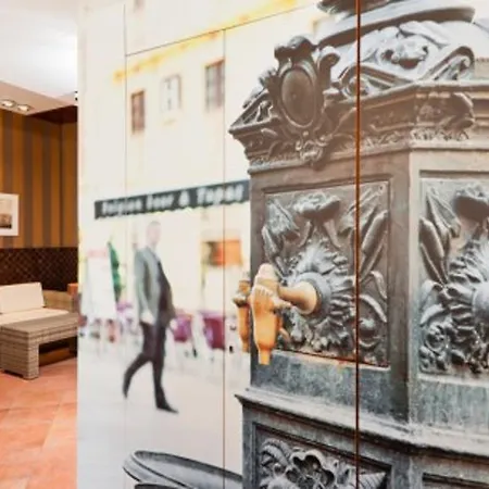 Placa De La Font Hotel Tarragona