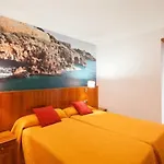 Hotel Placa De La Font *