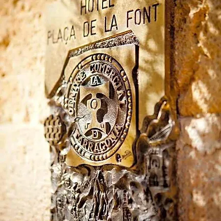 Placa De La Font Hotel *